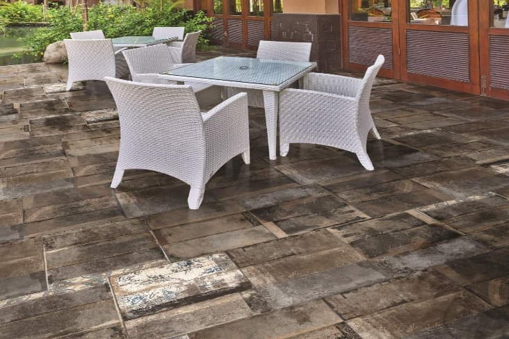Keramik Lantai Teras Luar Motif Kayu