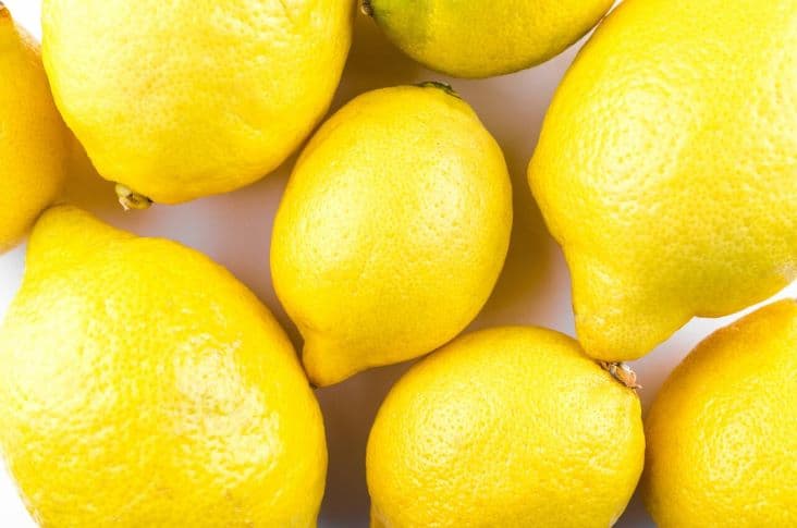 Menggunakan lemon
