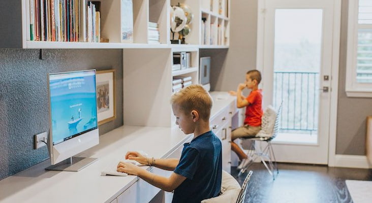 Ruang Belajar ala Kantor Kecil